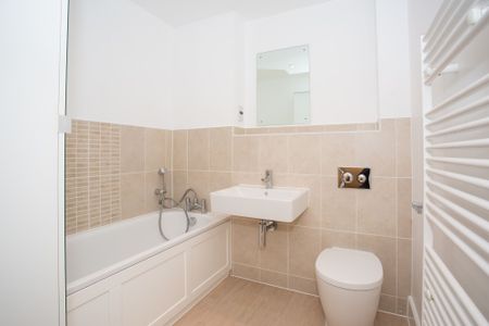 Available unfurnished from 08/06/2026 - Photo 5