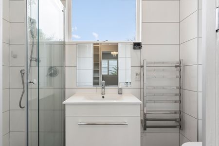 Remuera Perfection on Prestigious Victoria Avenue - Photo 4