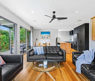 Modern Beachside Living - Photo 3