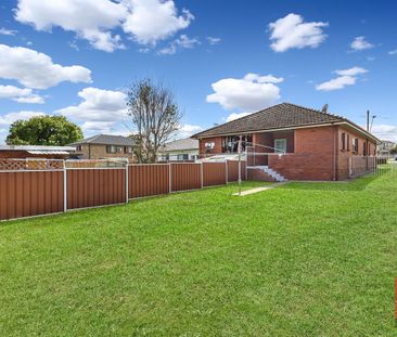 2 Bedroom Duplex with Great Backyard - Photo 1