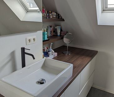 Dakappartement met 2 staanplaatsen te Sint-Job! - Foto 6