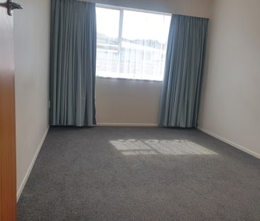 21 Kendal Grove, Wainuiomata Wellington 5014 - Photo 5