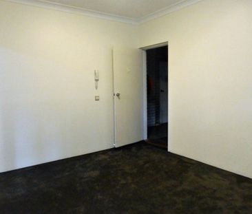 9/9 Waverley Road, TARINGA - Photo 4
