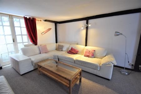 4 bedroom terraced house to rent - Photo 2