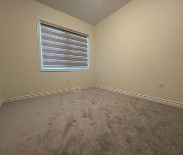 For Lease - 1205 Rexton Drive, Oshawa, Ontario - Photo 5