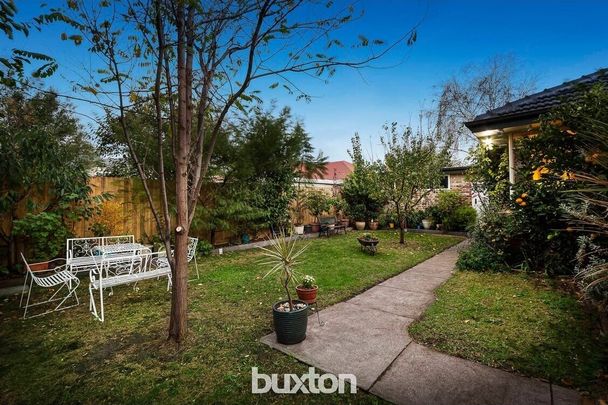 Moorabbin - Photo 1
