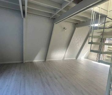 Open Plan Living - Photo 2