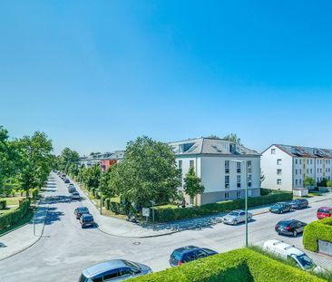 Sunny, quietly located attic apartment with internet - Foto 3