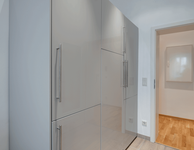 Newly furnished 2-room apartment in attractive location - Photo 1