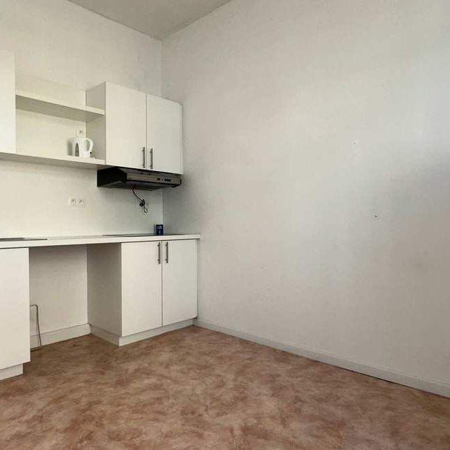 Appartement te huur in Antwerpen voor € 775 met 1 slaapkamer - Foto 1