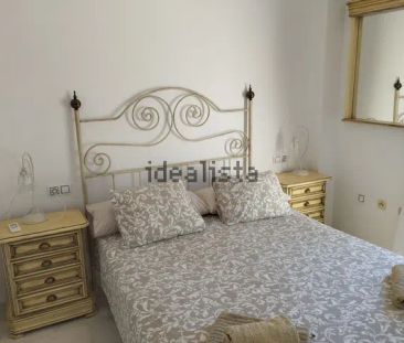 Alquiler de chalet adosado en Avenida Cristóbal Colón, 44 - Photo 2