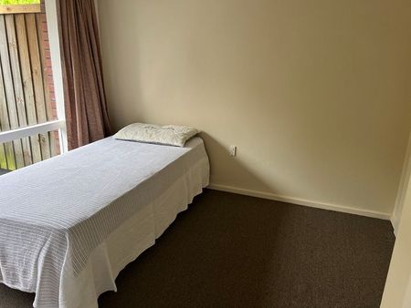 Super location comfortable home - Photo 2