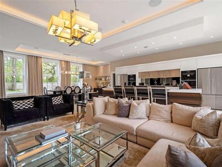 Earlswood Court, Leafy Lane, Solihull, B94 - Photo 4