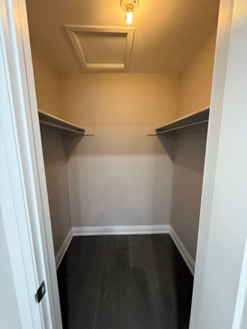 For Lease - 3941 Longo Circle Unit# 1, Mississauga, Ontario - Photo 5