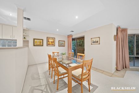 5B Weston Street, Yarralumla ACT 2600 - Townhouse For Rent | Domain - Photo 3