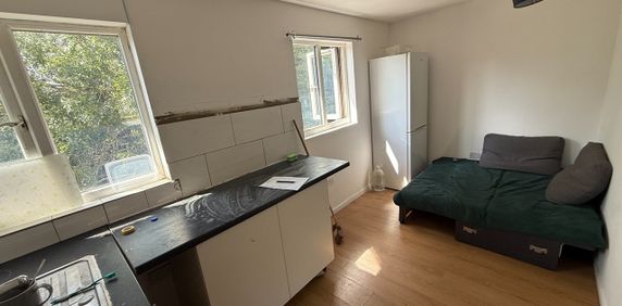 Room in a Shared House, Watford Way, NW4 - Photo 2