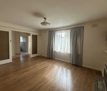 Charming 3-bedroom home - Photo 1