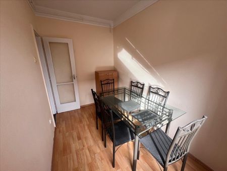 Kiadó újszerű állapotú lakás - Nyíregyháza - Fotó 3