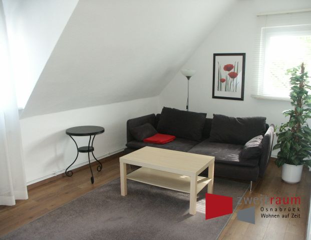 Wüste, modern möblierte Dachgeschosswohnung, fußnah zur City gelegen. - Foto 1