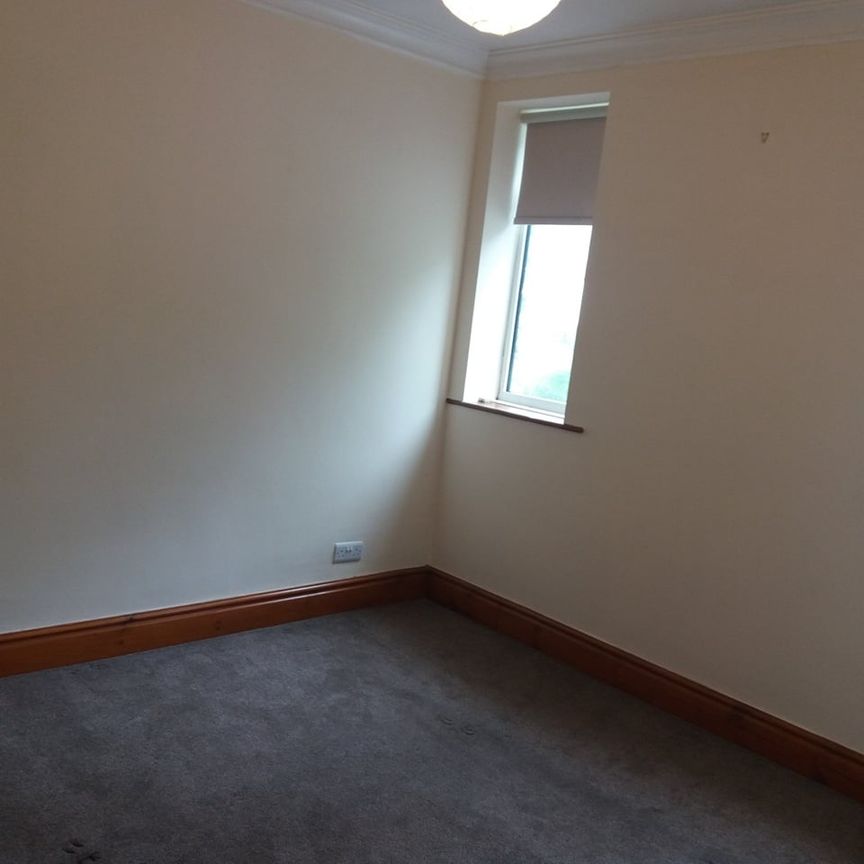 2 Bed Terraced House, Fulton Road, S6 - Photo 1