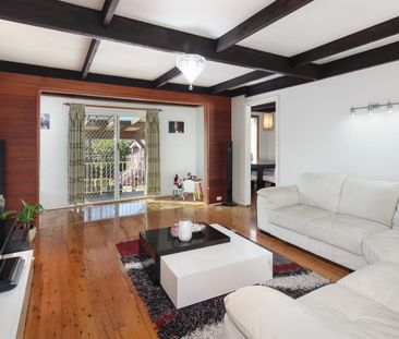 Spacious and Modern 3-Bedroom House !! - Photo 2