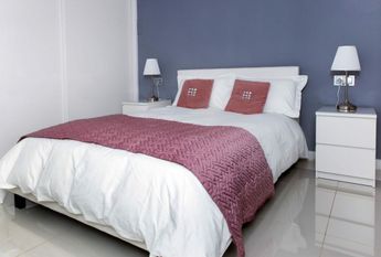 Luxury Villa for rent in Elviria, Spain