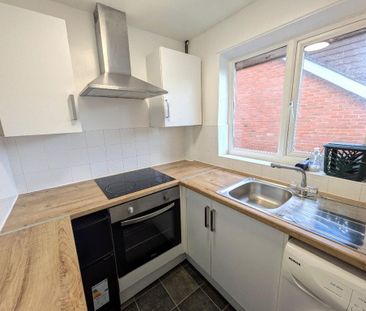 Studio to rent - Photo 5