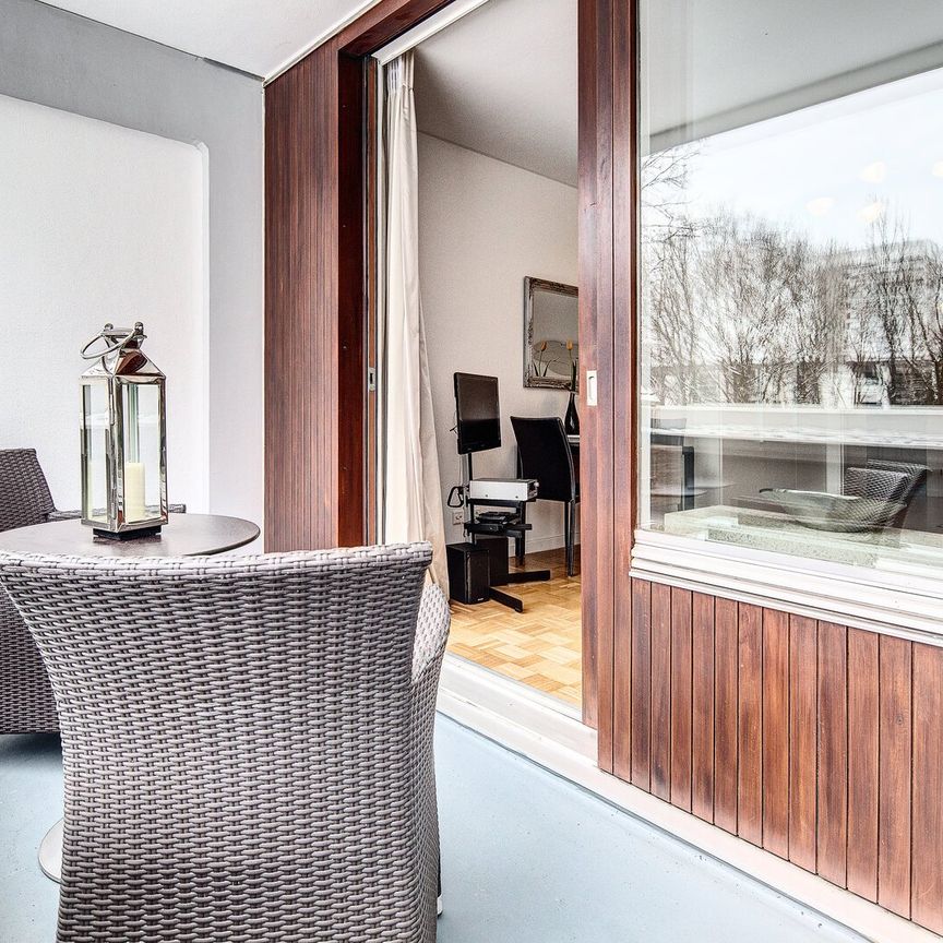 Exclusive, very quiet 1-room apartment in Arabellapark - Photo 1