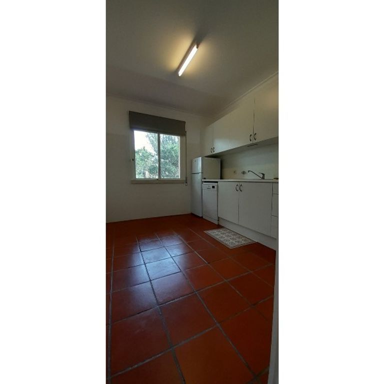 1 room luxury Flat for rent in Cascais e Estoril, Portugal - Photo 1