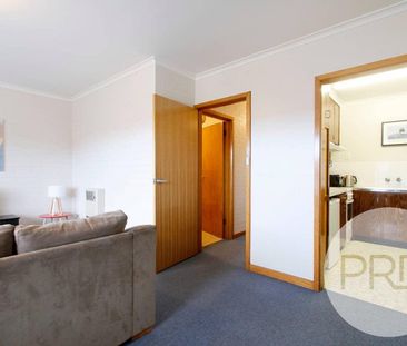 Perfectly Located FULLY FURNISHED Unit - Photo 2