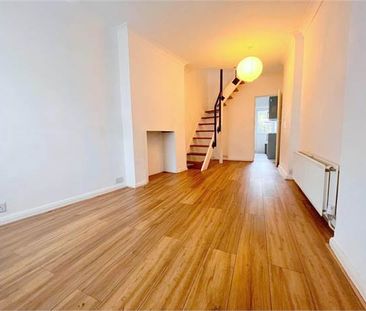 knowles hill cresent, london - Photo 5