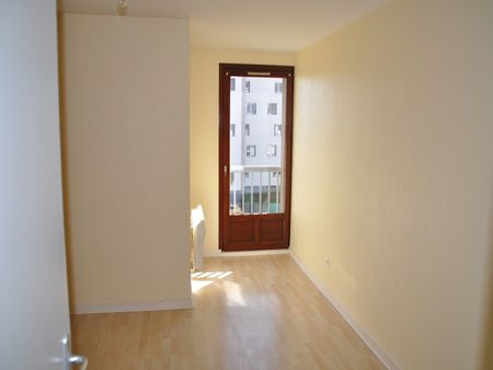 Location Appartement 2 pièces 49m² - Photo 4