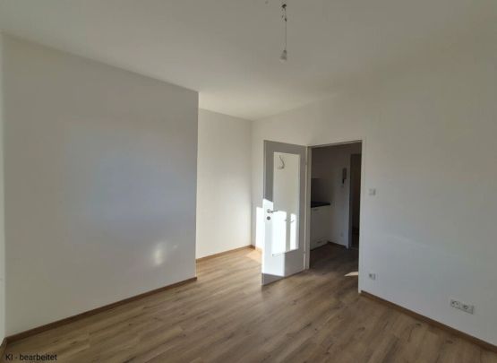 Studentenhit - 1-Zimmer-Wohnung ab 15.Dezember verfügbar! - Erstbezug nach Sanierung - Photo 1