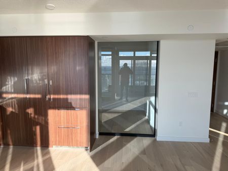 For Lease - 3 Concord Cityplace Way, Toronto, Ontario - Photo 3