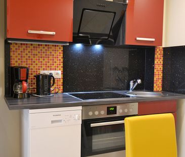 Stilvoll zu Hause: Charmante Wohnung mit Balkon - Video Online - Photo 3