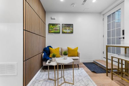 For Lease - 158 Indian Grove Unit# Unit B2, Toronto, Ontario - Photo 3