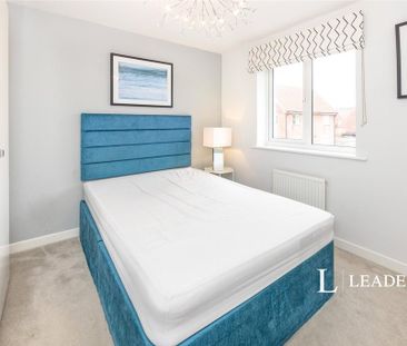 3 bedroom detached house to rent - Photo 4