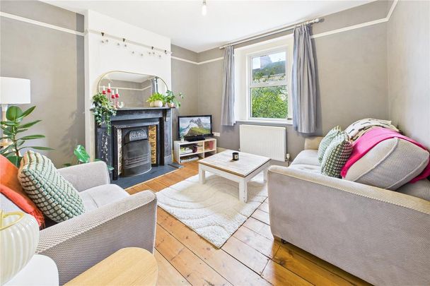 2 bedroom terraced house to rent - Photo 1