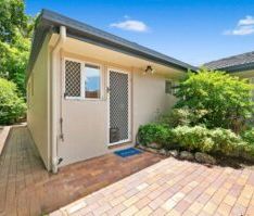 8b Chatswood Court, Robina QLD 4226 - Photo 5