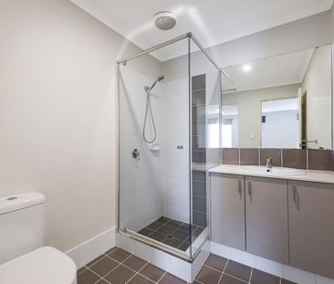 Low Maintenance - Lock up and Leave 4 x 2 - Photo 2