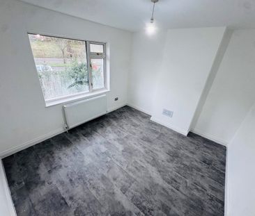 3 Bed Semi-Detached House, Groby Road, LE3 - Photo 5