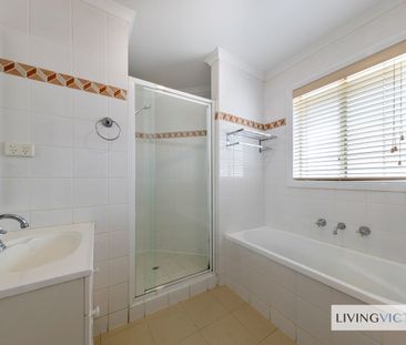 Position Perfect & Ready To Move In. - Photo 5