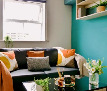 Classic 2 bed apartment - Photo 3