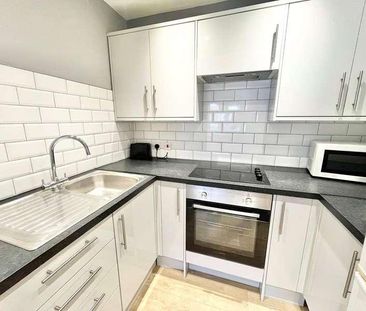 The Broadway, Southend-on-sea, Essex, SS1 - Photo 1