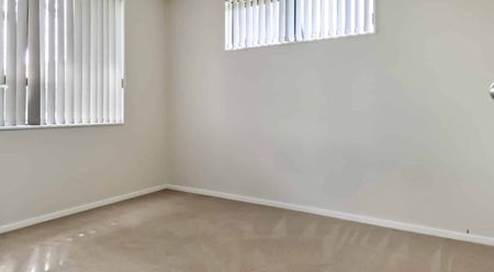 Tidy home in fantastic location! - Photo 2