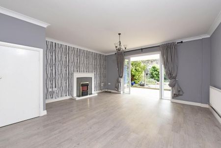 3 bedroom terraced house to rent - Photo 4