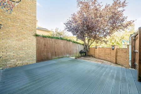 2 bedroom terraced house to rent - Photo 3