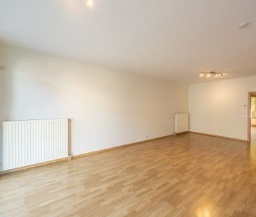 GELIJKVLOERS APPARTEMENT IN HARTJE ZWEVEGEM - Foto 6