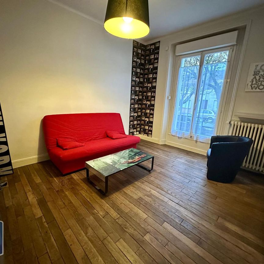 Location Appartement 1 pièce 27m² CHATEAUROUX 36000 - Photo 1