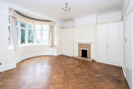 3 bedroom apartment to rent Charter House, Mulgrave Road, Sutton, SM2 - Photo 2